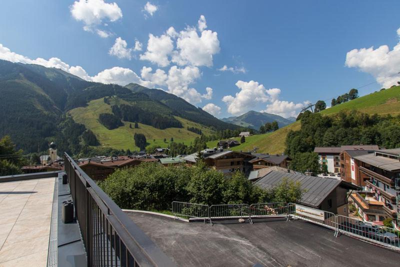 Appartment Hotel Mitterer Saalbach-Hinterglemm Buitenkant foto