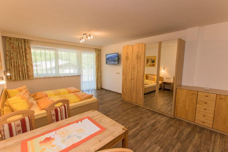 Appartment Hotel Mitterer Saalbach-Hinterglemm Buitenkant foto